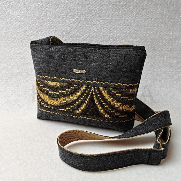 Riflová černá crossbody kabelka  AKVAMARÍN 18