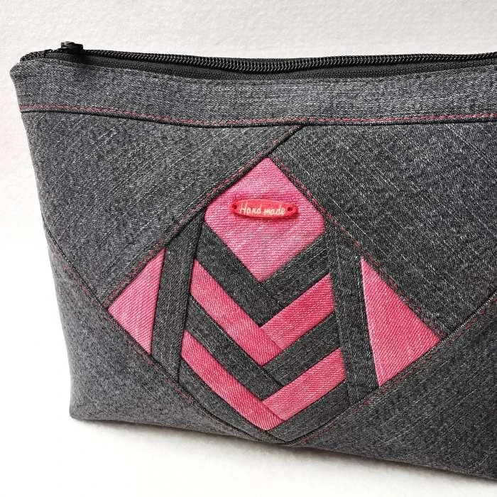 Riflové černo-červené psaníčko AKVAMARÍN 20