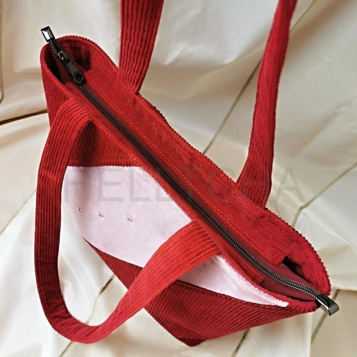 Ručně šitá kabelka z bordového manšestru SMARAGD 4