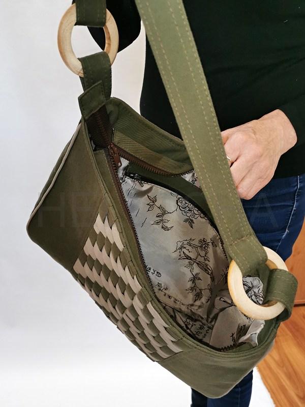 Ručně šitá khaki kabelka s proplétáním PERLA