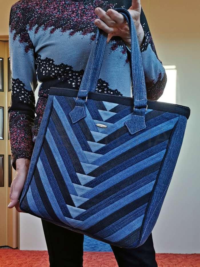 Riflová kabelka s patchworkem OLIVÍN