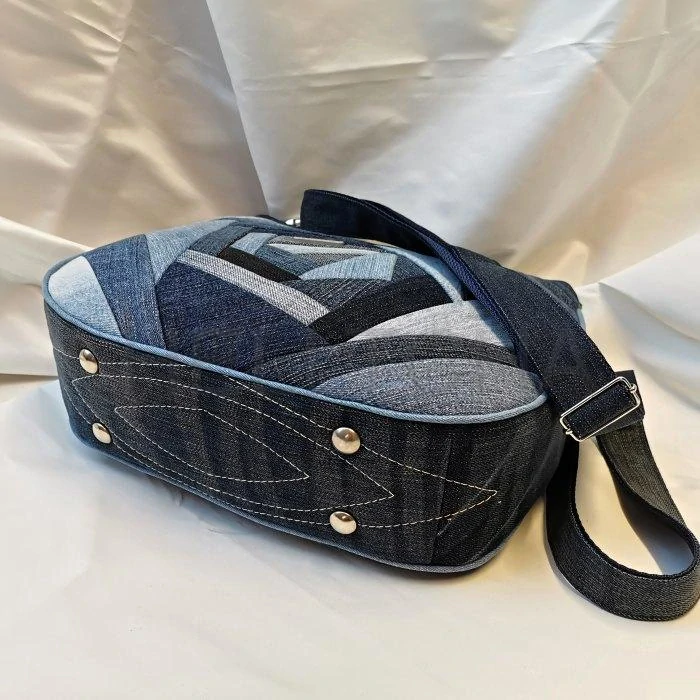 Ručně šitá riflová kabelka DIAMANT 7