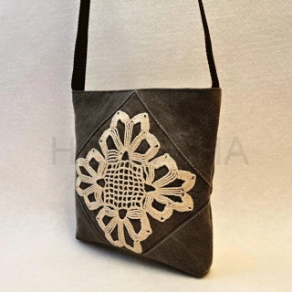 Hnědá riflová kabelka CROSSBODY 17
