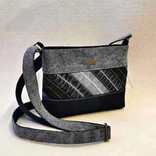 Modrá jeansová crossbody kabelka AKVAMARÍN 19
